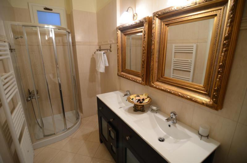 Korina Gallery Hotel Vathy  Bilik gambar